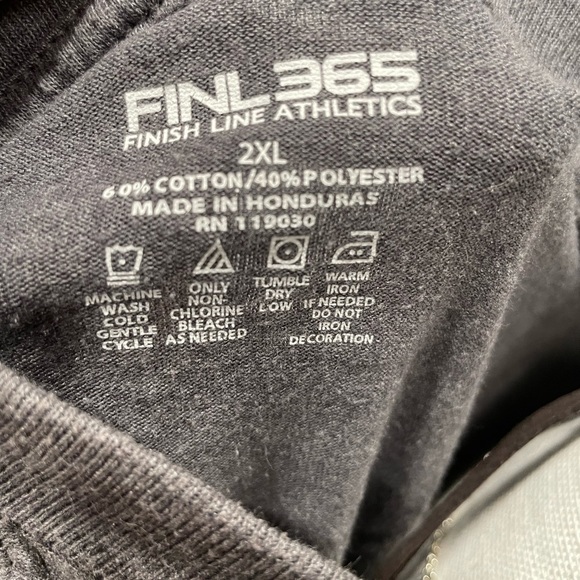 GRAY V-NECK TEE - Picture 3 of 4